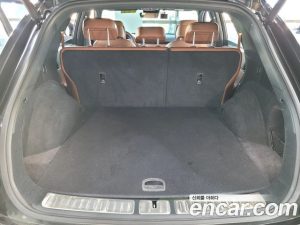 Genesis GV70 2.5T Бензин 2WD 2024 года из Южной Кореи