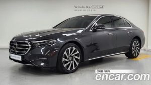 Mercedes-Benz E-Class E300 4MATIC Exclusive 2024 года из Южной Кореи