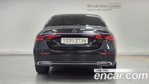 Mercedes-Benz E-Class E300 4MATIC Exclusive 2024 года из Южной Кореи