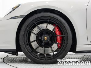 Porsche 911 CARRERA 4 GTS 2025 года из Южной Кореи