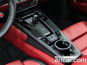 Porsche 911 CARRERA 4 GTS 2025 года из Южной Кореи