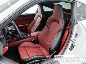 Porsche 911 CARRERA 4 GTS 2025 года из Южной Кореи