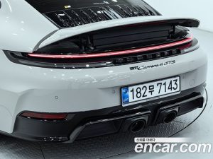 Porsche 911 CARRERA 4 GTS 2025 года из Южной Кореи