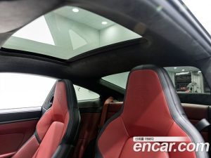 Porsche 911 CARRERA 4 GTS 2025 года из Южной Кореи