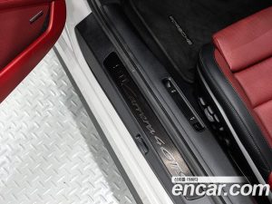 Porsche 911 CARRERA 4 GTS 2025 года из Южной Кореи