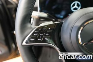 Mercedes-Benz S-Class S450L 4MATIC 2024 года из Южной Кореи