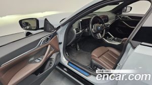 BMW i4 eDrive40 M Sport PRO 2024 года из Южной Кореи