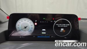 Hyundai Staria 4WD Lounge 7-Seater 2025 года из Южной Кореи