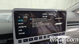 Hyundai Staria 4WD Lounge 7-Seater 2025 года из Южной Кореи