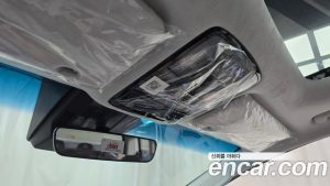 Hyundai Staria 4WD Lounge 7-Seater 2025 года из Южной Кореи
