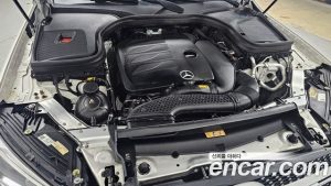 Mercedes-Benz GLC-Class GLC300 4MATIC Coupe 2023 года из Южной Кореи