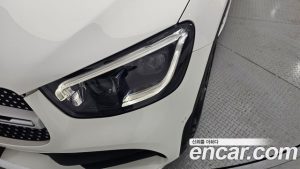 Mercedes-Benz GLC-Class GLC300 4MATIC Coupe 2023 года из Южной Кореи