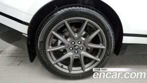 Land Rover Range Rover Velar 3.0 P400 Dynamic HSE 2025 года из Южной Кореи