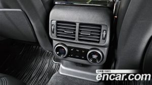 Land Rover Range Rover Velar 3.0 P400 Dynamic HSE 2025 года из Южной Кореи