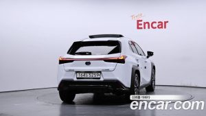 Lexus UX 2.0 F-Sport 2WD 2022 года из Южной Кореи