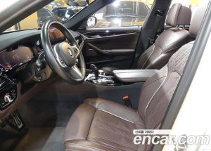 BMW 5-Series 530i xDrive M Sport 2023 года из Южной Кореи