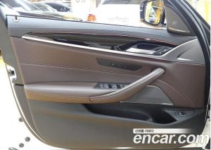 BMW 5-Series 530i xDrive M Sport 2023 года из Южной Кореи
