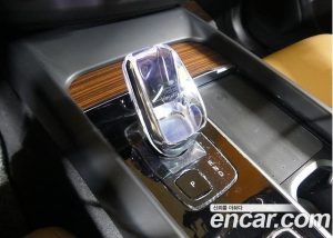 Volvo XC60 B5 ULTIMATE Bright 2024 года из Южной Кореи