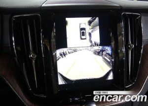 Volvo XC60 B5 ULTIMATE Bright 2024 года из Южной Кореи