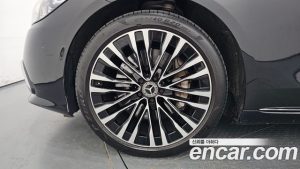 Mercedes-Benz S-Class S450L 4MATIC 2023 года из Южной Кореи