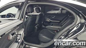 Mercedes-Benz S-Class S450L 4MATIC 2023 года из Южной Кореи