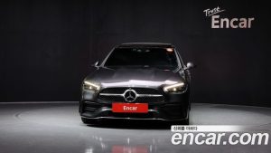 Mercedes-Benz C-Class C300 4MATIC AMG Line 2023 года из Южной Кореи