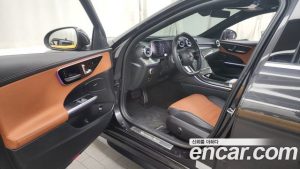 Mercedes-Benz C-Class C300 4MATIC AMG Line 2023 года из Южной Кореи