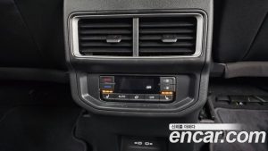 Volkswagen Atlas 2.0 TSI R-LINE 7-Seater 2025 года из Южной Кореи