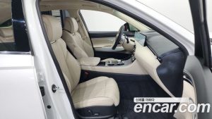 Genesis GV70 2.5T Бензин AWD 2025 года из Южной Кореи