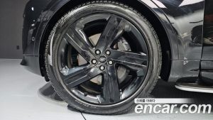 Land Rover Discovery D350 Dynamic HSE 2025 года из Южной Кореи