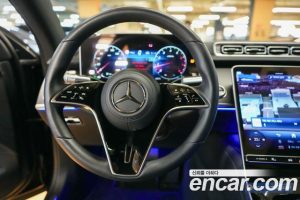 Mercedes-Benz S-Class S450L 4MATIC 2024 года из Южной Кореи