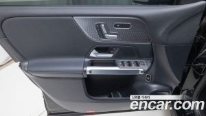 Mercedes-Benz EQB EQB300 4MATIC AMG LINE 2023 года из Южной Кореи