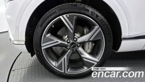 Genesis GV80 2.5T Бензин AWD 2025 года из Южной Кореи