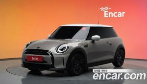 Mini Cooper CLASSIC 2024 года из Южной Кореи
