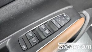 Renault-KoreaSamsung QM6 2.0 LPe RE Signature 2WD 2022 года из Южной Кореи