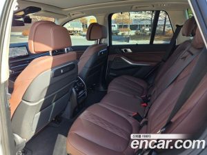 BMW X5 xDrive 40i xLine 2024 года из Южной Кореи