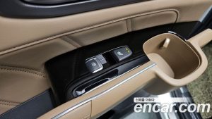 Kia Sorento HEV 1.6 2WD 2024 года из Южной Кореи