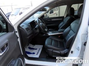 Renault-KoreaSamsung QM6 2.0 GDe LE Signature 2WD 2023 года из Южной Кореи