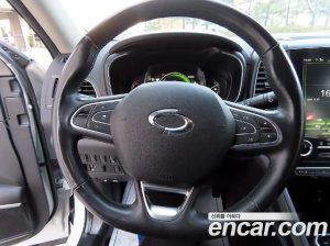 Renault-KoreaSamsung QM6 2.0 GDe LE Signature 2WD 2023 года из Южной Кореи