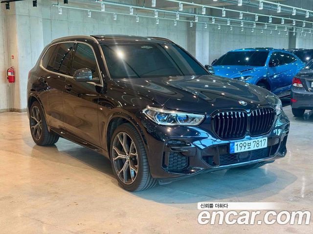 BMW X5 xDrive 40i M Sport 2023 года из Кореи