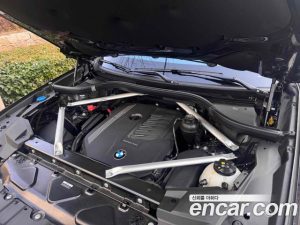 BMW X5 xDrive 40i M Sport 2023 года из Южной Кореи