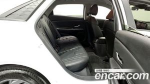 Hyundai AVANTE 1.6 2024 года из Южной Кореи