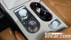Genesis GV80 2.5T Бензин AWD 2025 года из Южной Кореи