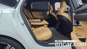 Volvo S90 T8 AWD ULTIMATE Bright 2022 года из Южной Кореи