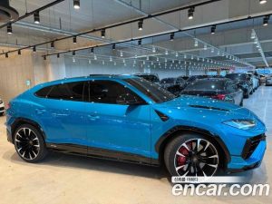 Lamborghini Urus 4.0 V8 S 2024 года из Южной Кореи