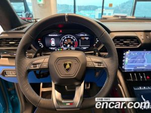 Lamborghini Urus 4.0 V8 S 2024 года из Южной Кореи