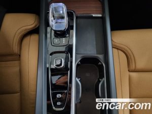 Volvo V60 B5 Ultra AWD 2025 года из Южной Кореи