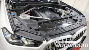 BMW X6 xDrive40i M Sport 2025 года из Южной Кореи