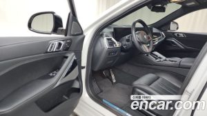 BMW X6 xDrive40i M Sport 2025 года из Южной Кореи