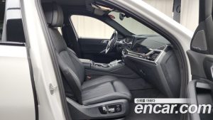 BMW X6 xDrive40i M Sport 2025 года из Южной Кореи